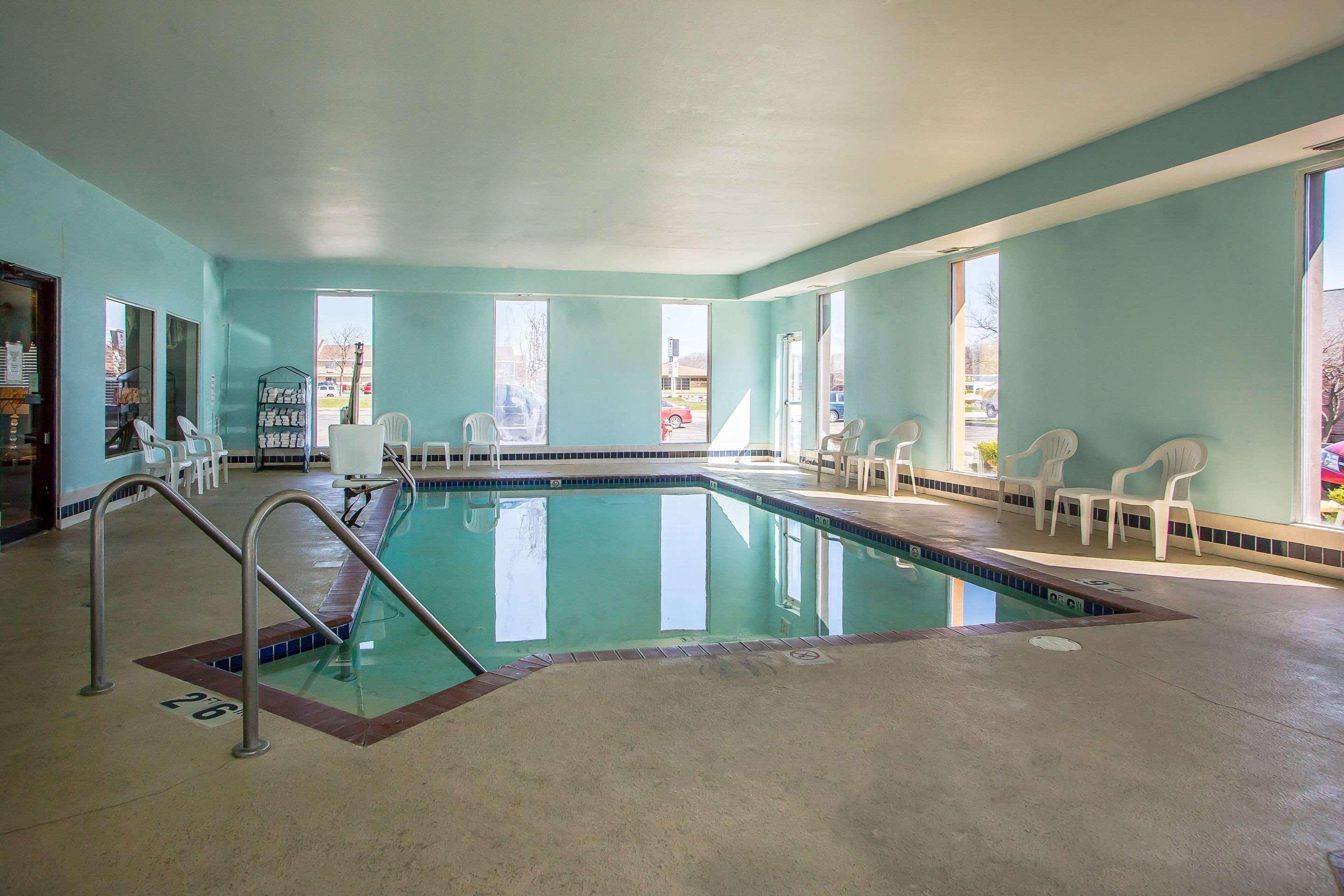 Quality Inn & Suites West Bend Luaran gambar
